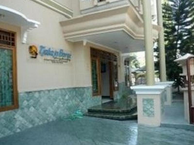 Tjahaja Baroe Syariah Mitra Reddoorz At Dukuh Kupang Hotel Surabaya Ngoại thất bức ảnh